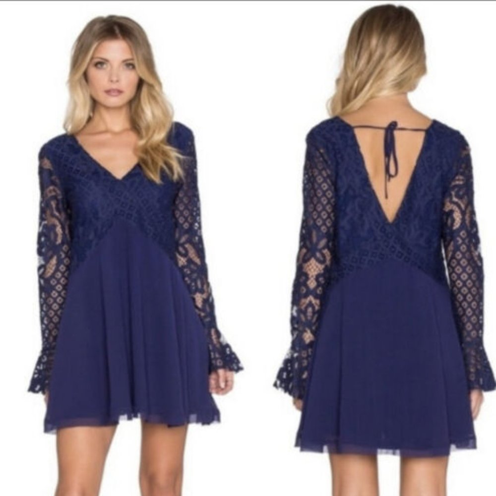 Revolve Tularosa Skylar Navy Blue Lace Mini Dress Size M Long Sleeve V-Neck